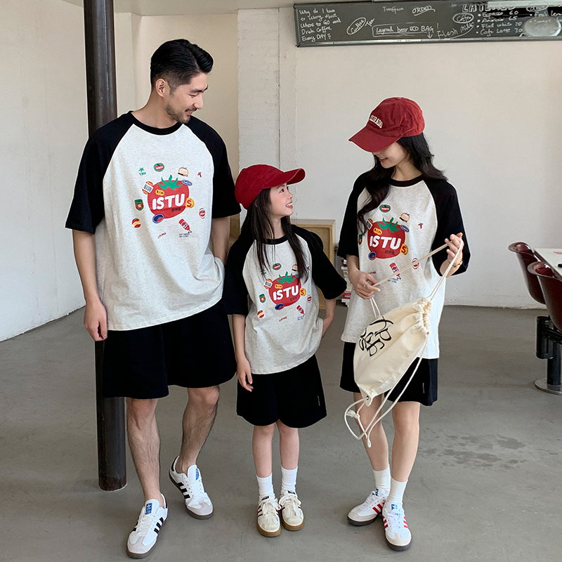 Summer Clothing New Look - 2026 新しい夏の家族マッチング服セット綿 T シャツとショーツ服スーツ親子ルック衣装職業衣装