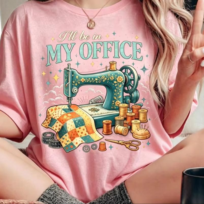 カスタム縫製愛好家向けTシャツ「私はオフィスにいます」プリン - Summer Quilt のレビューと価格