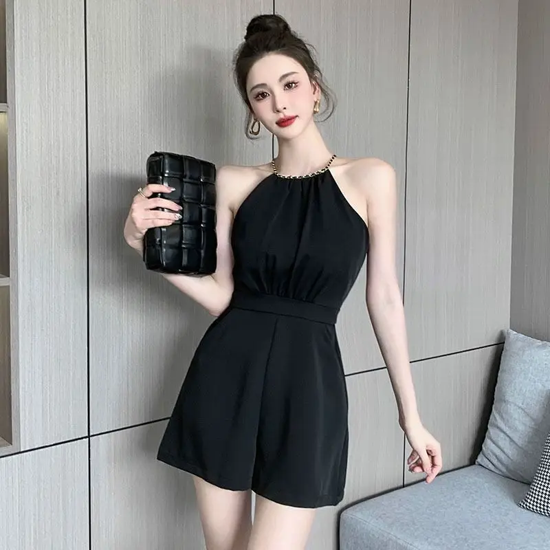 クールな白人女性用ショートパンツ オフィス ライト バケーシ - Summer Clothing Trends For Women のレビューと価格