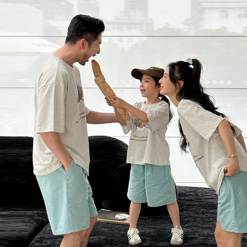 ファミリールックマッチング衣装服セット新しい夏休み Tシャツ - Summer Clothing New Look のレビューと価格