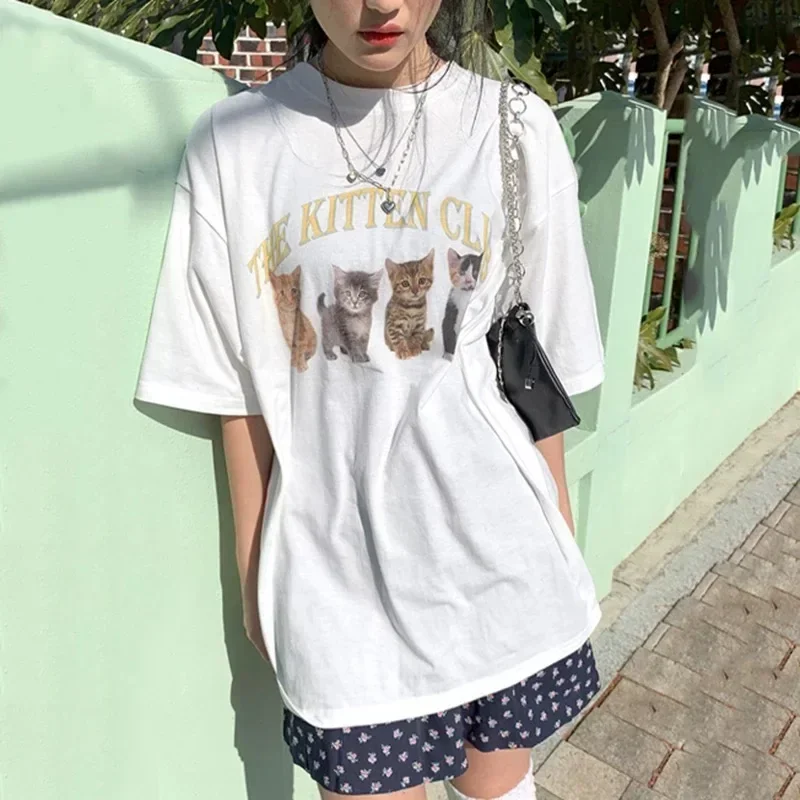 かわいいグラフィック T シャツ「The Kitten Cl - Summer Grunge Clothing のレビューと価格