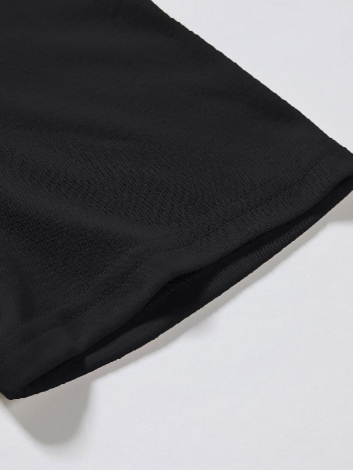 ロンドンエラスティックテキストTシャツ、大胆なフォントグラフ - Summer Clothing London のレビューと価格
